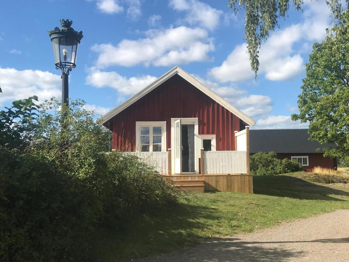 Nice Holiday House At Horse Farm With Lake And Sauna Holo  エクステリア 写真